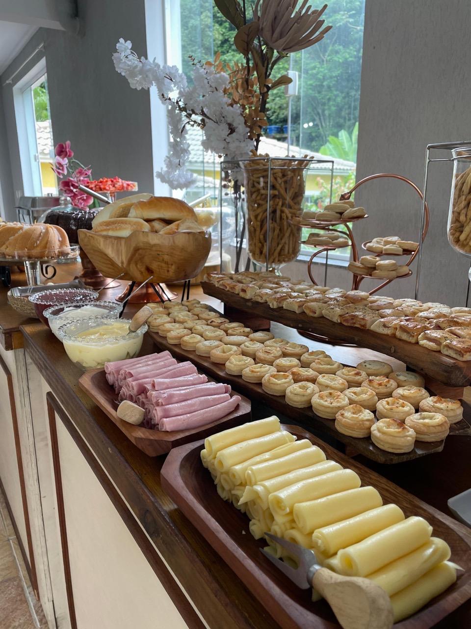 Mapersí- Buffet e Estações 